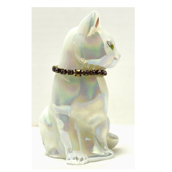FENTON Opalescent Glass Cat Figurine-Pink Rhinestone Collar-Hand Painted/Signed - Picture 5 of 7